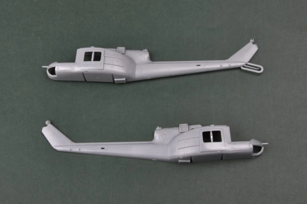 Hobby Boss 1/48 UH-1C Huey Helicopter Plastic Model Kit [85803] - Image 4