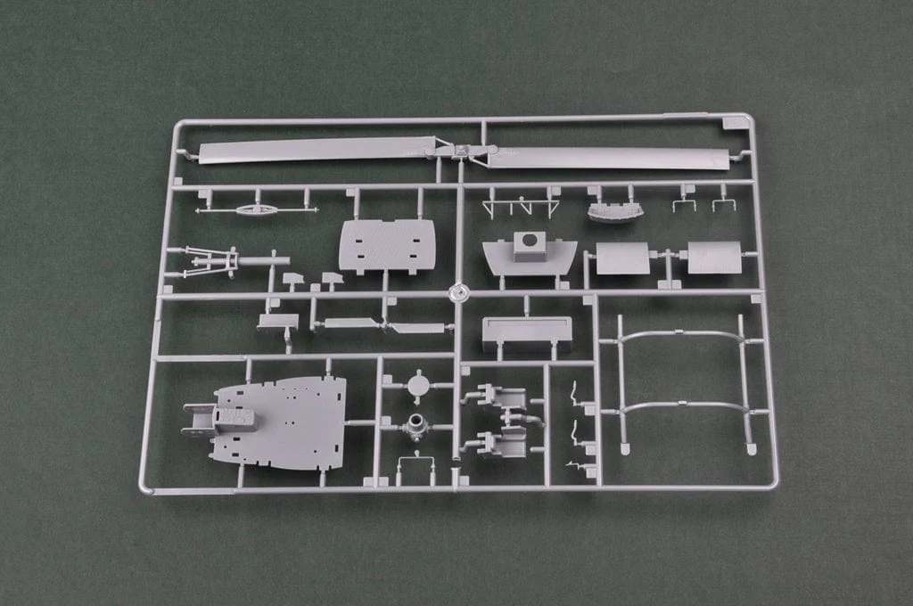 Hobby Boss 1/48 UH-1C Huey Helicopter Plastic Model Kit [85803] - Image 5