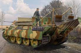 HobbyBoss 1/35 German Sd.Kfz.179 Bergepanther Ausf.G Plastic Model Kit [84553]**