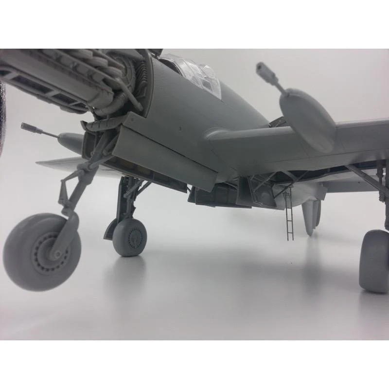 Hong Kong Models 1/32 Do335B-2 Heavy Fighter Plastic Model Kit - Image 3
