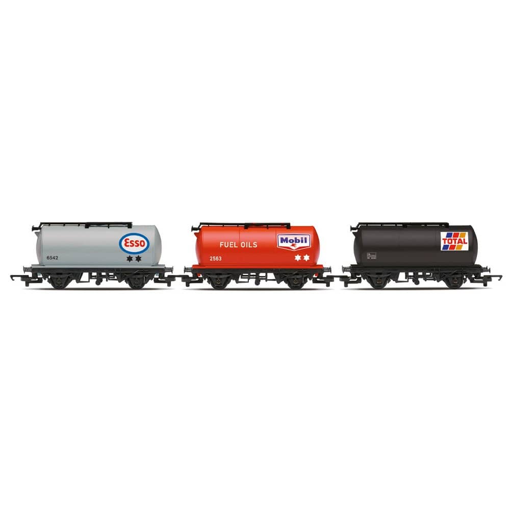 Hornby OO Scale Railroad Tankers Triple Pack [R60362]