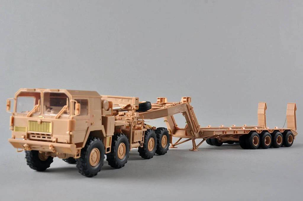 I Love Kit 1/35 M1014 w/M747 Semi Trailer Plastic Model Kit - Image 4