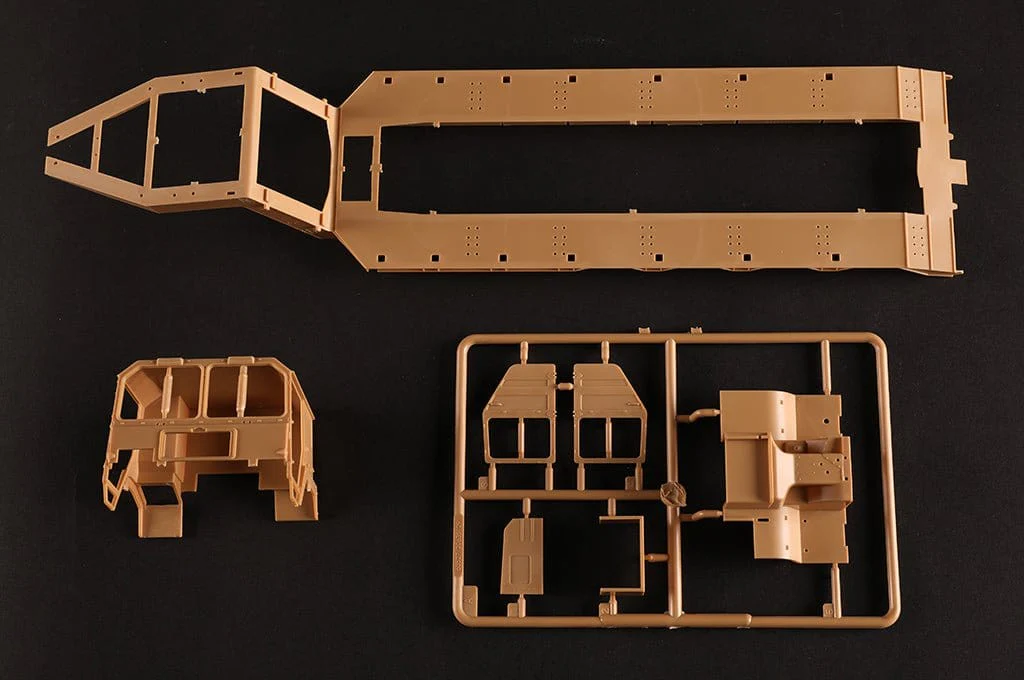 I Love Kit 1/35 M1014 w/M747 Semi Trailer Plastic Model Kit - Image 8