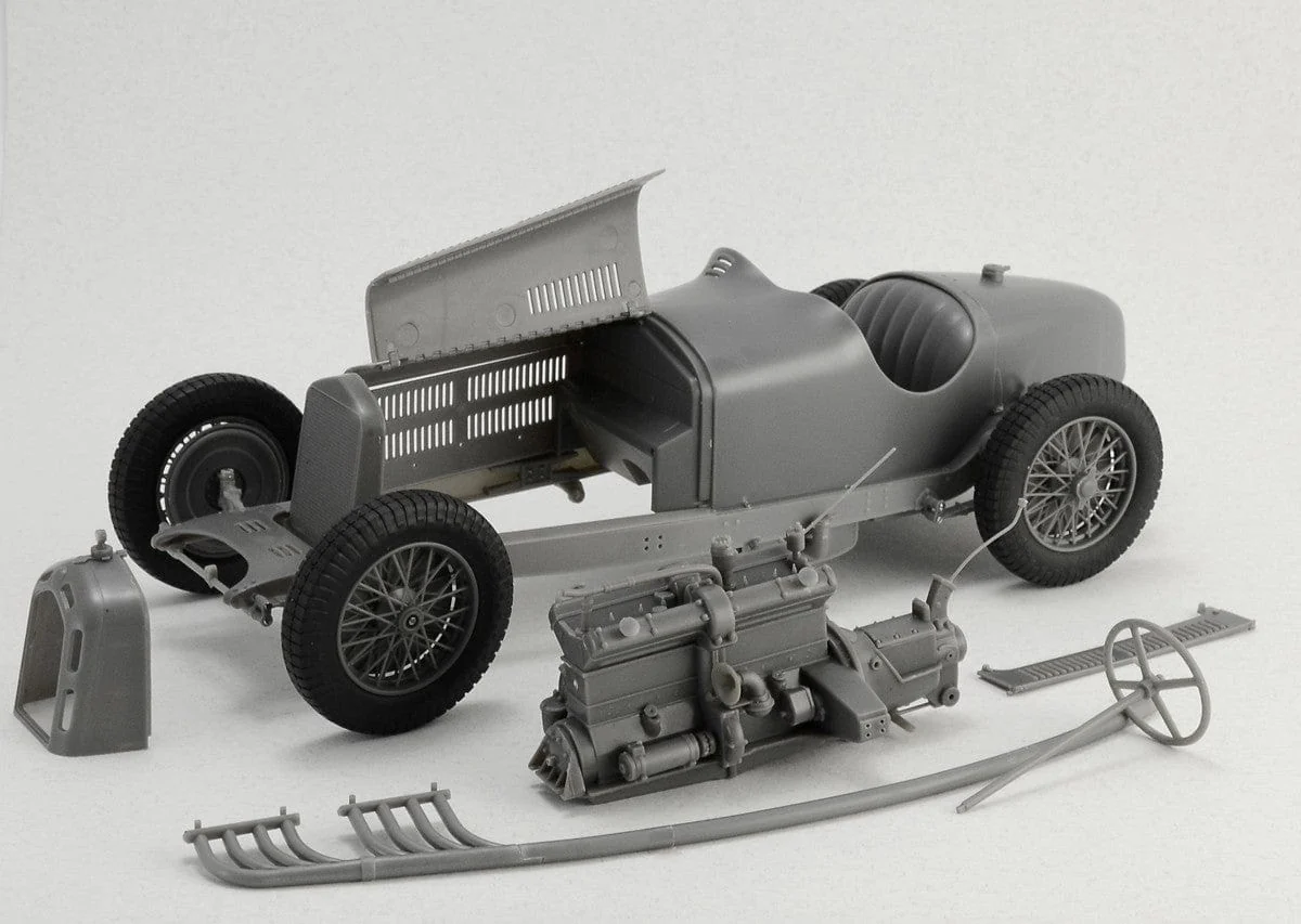 Italeri 1/12 Alfa Romeo 8C 2300 Monza Tazio Nuvolari - Image 9