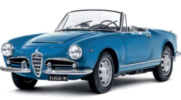 Italeri 1/24 Alfa Romeo Giulia 1600 Spider Plastic Model Kit [6338S]