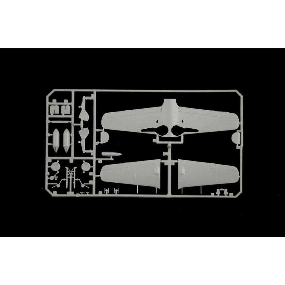 Italeri 1/72 Focke-Wulf Fw 190 A-8/F (WWII Aces) Plastic Model Kit - Image 3