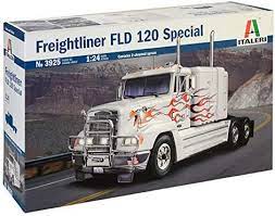 Italeri 3925S 1/24 Freightliner Fld 120 Special Plastic Model Kit