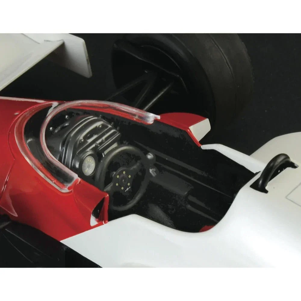 Italeri 4711S 1/12 Mclaren MP4/2C Prost / Rosberg Plastic Model Kit - Image 8