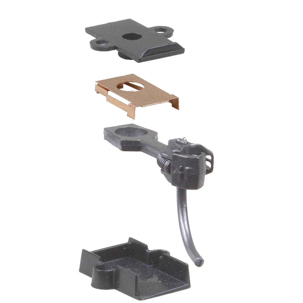 Kadee #28 HO Scale 20-Series Plastic Couplers with Gearboxes - Medium (9/32") Centerset Shank - Image 2
