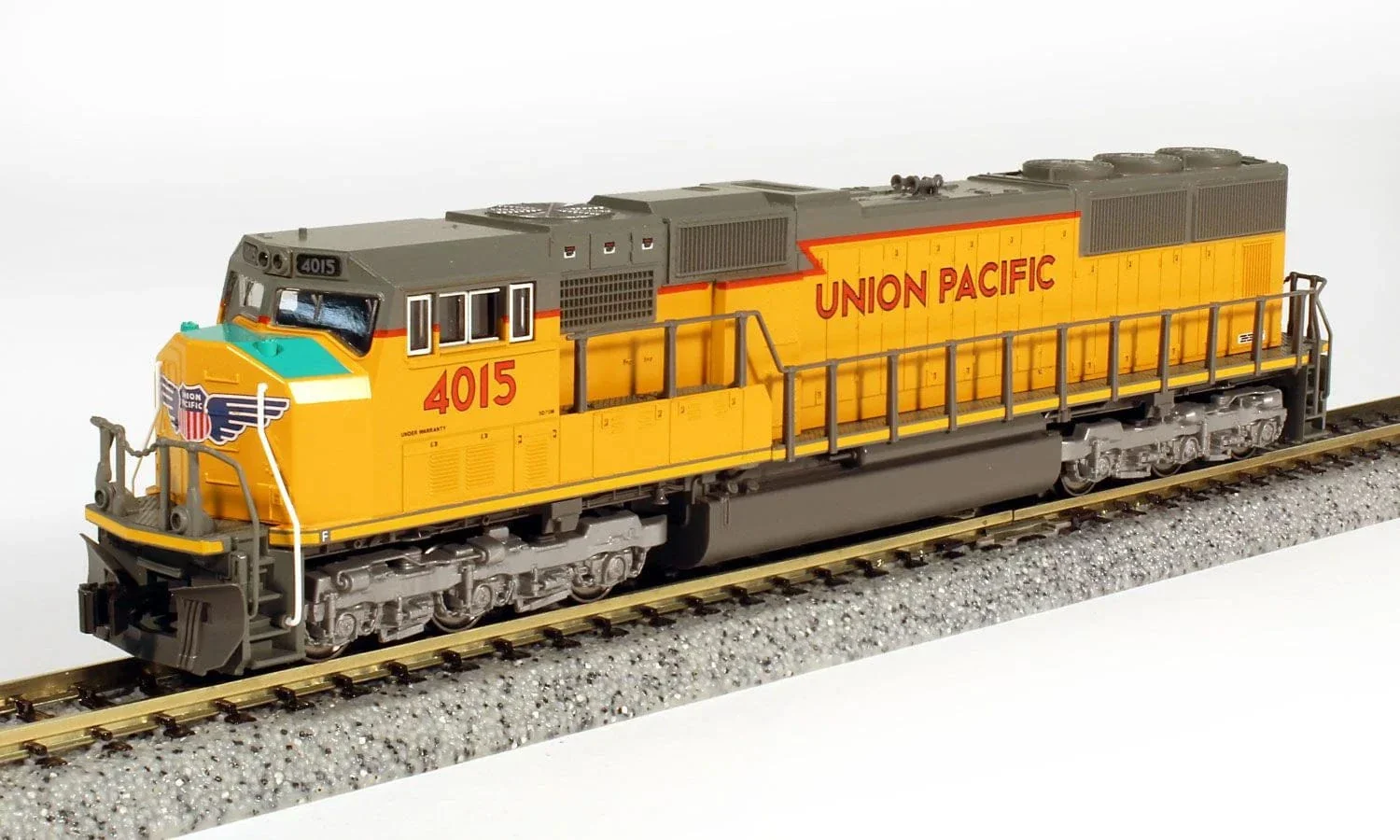 Kato N Scale SD70M Flat Radiator UP #4015 Excursion DCC/Sound