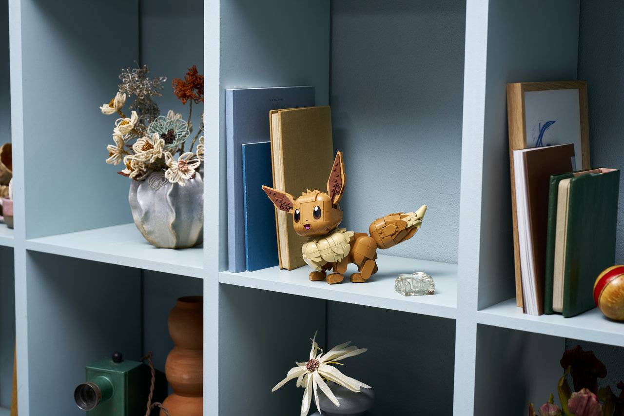 LEGO Pokemon: Eevee [72151] - Image 3