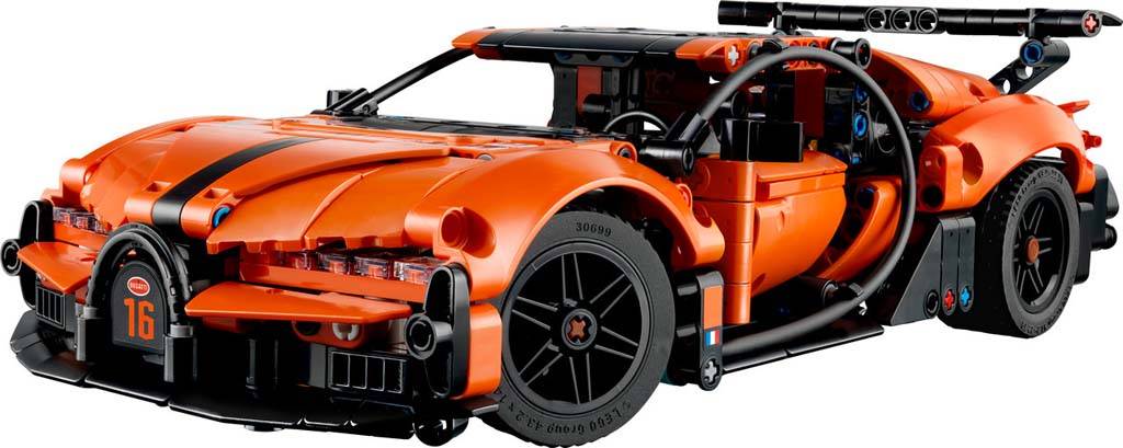 LEGO Technic: Bugatti Chiron Pur Sport Hypercar [42222] - Image 2