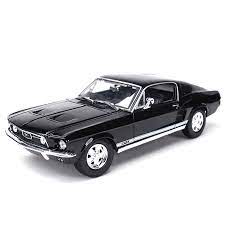 Maisto 1/18 1967 Ford Mustang Fastback - Black