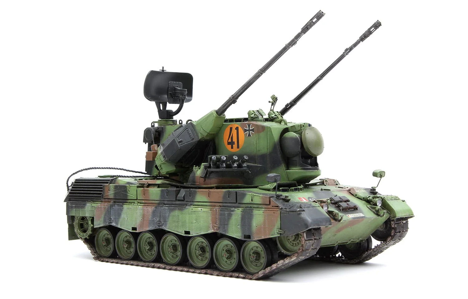 Meng 1/35 German Flakpanzer Gepard A1/A2 Plastic Model Kit - Image 2