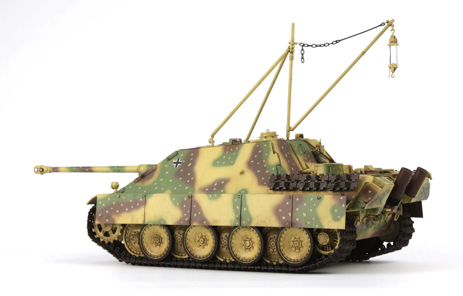 Meng 1/35 German Tank Destroyer Sd.Kfz.173 Jagdpanther Ausf. G2 Plastic Model Kit - Image 3