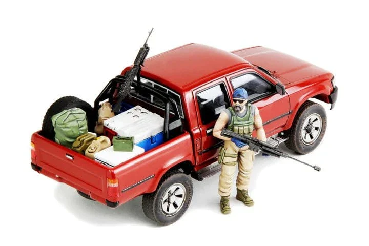 Meng 1/35 Pick Up w/equipment Plastic Model Kit - Image 2