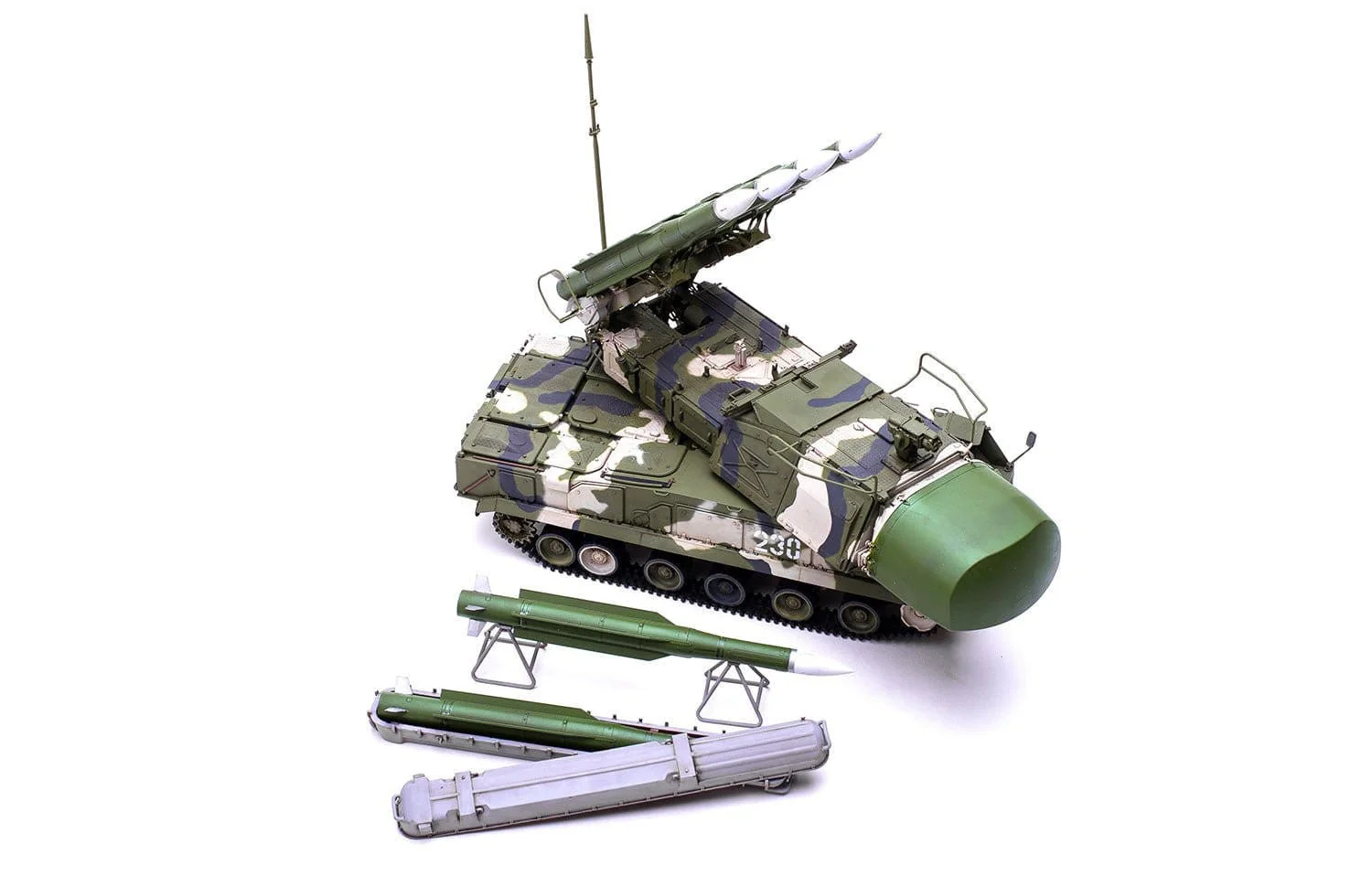Meng 1/35 Russian 9K37M1 BUK Plastic Model Kit - Image 4