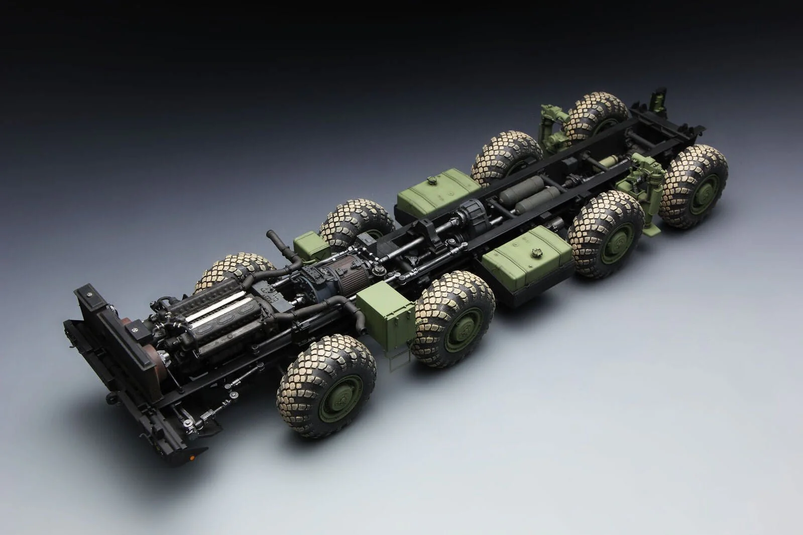 Meng 1/35 Russian Long-Range Rocket Launcher 9A52-2 Smerch Plastic Model Kit - Image 6