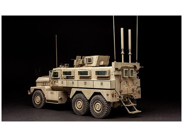 Meng 1/35 U.S. Cougar 6x6 MRAP Vehicle Plastic Model Kit - Image 3