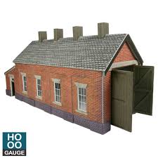 Metcalfe PO331 Red Brick Single Track Engine Shed - Image 2