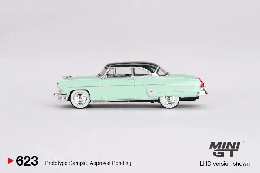 Mini GT 1/64 Lincoln Capri 1954 Parklane Green Diecast Model Car - Image 3