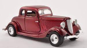Motor Max 1/24 1934 Ford Coupe - Assorted Colours