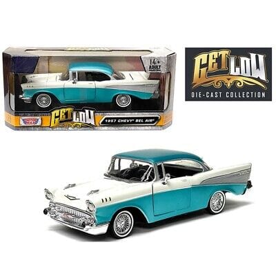 Motor Max 1/24 1957 Chevy Bel Air Get Low Series Turquoise / White - Image 2