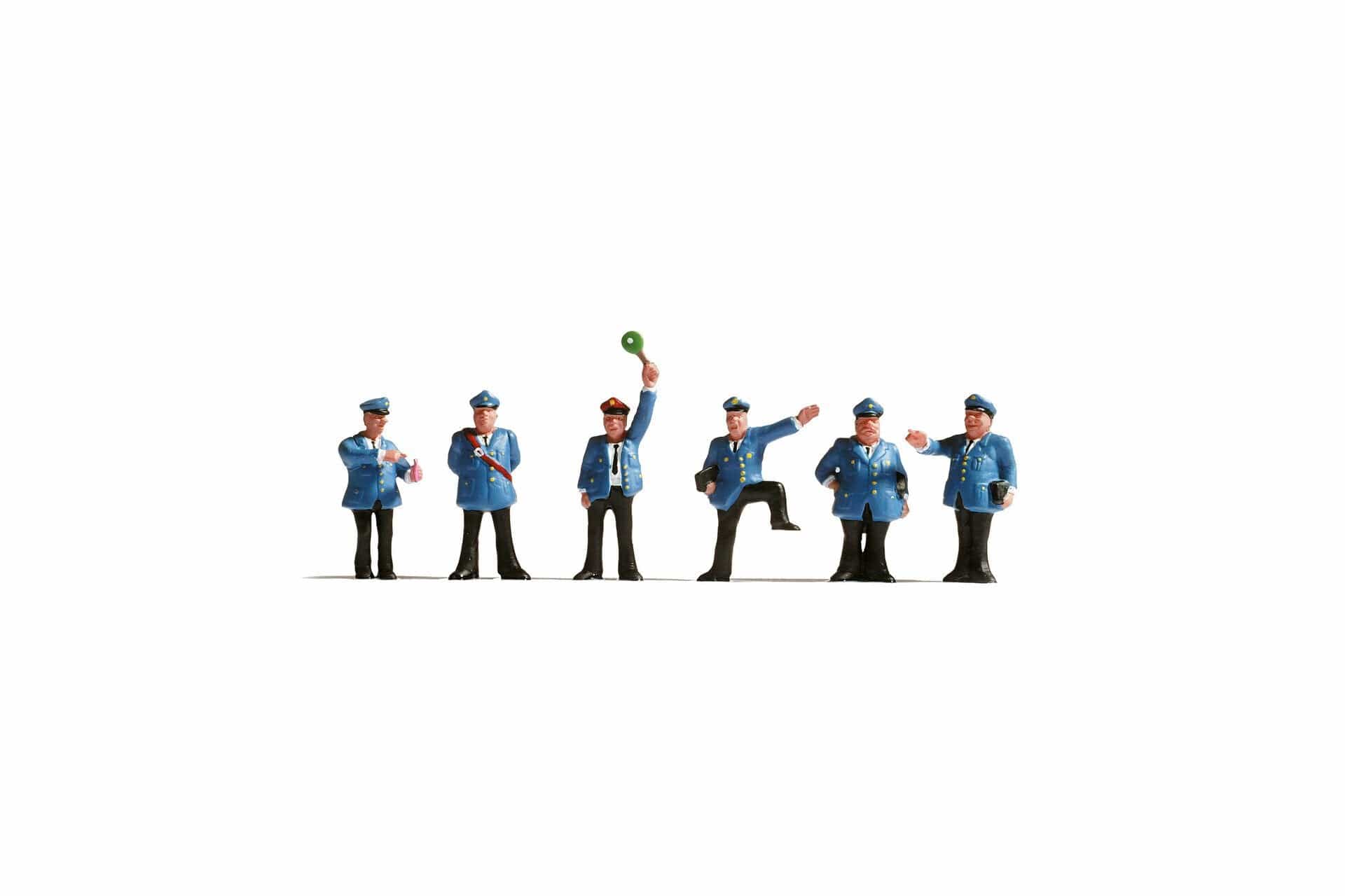 Noch 15280 HO Railroad Staff**