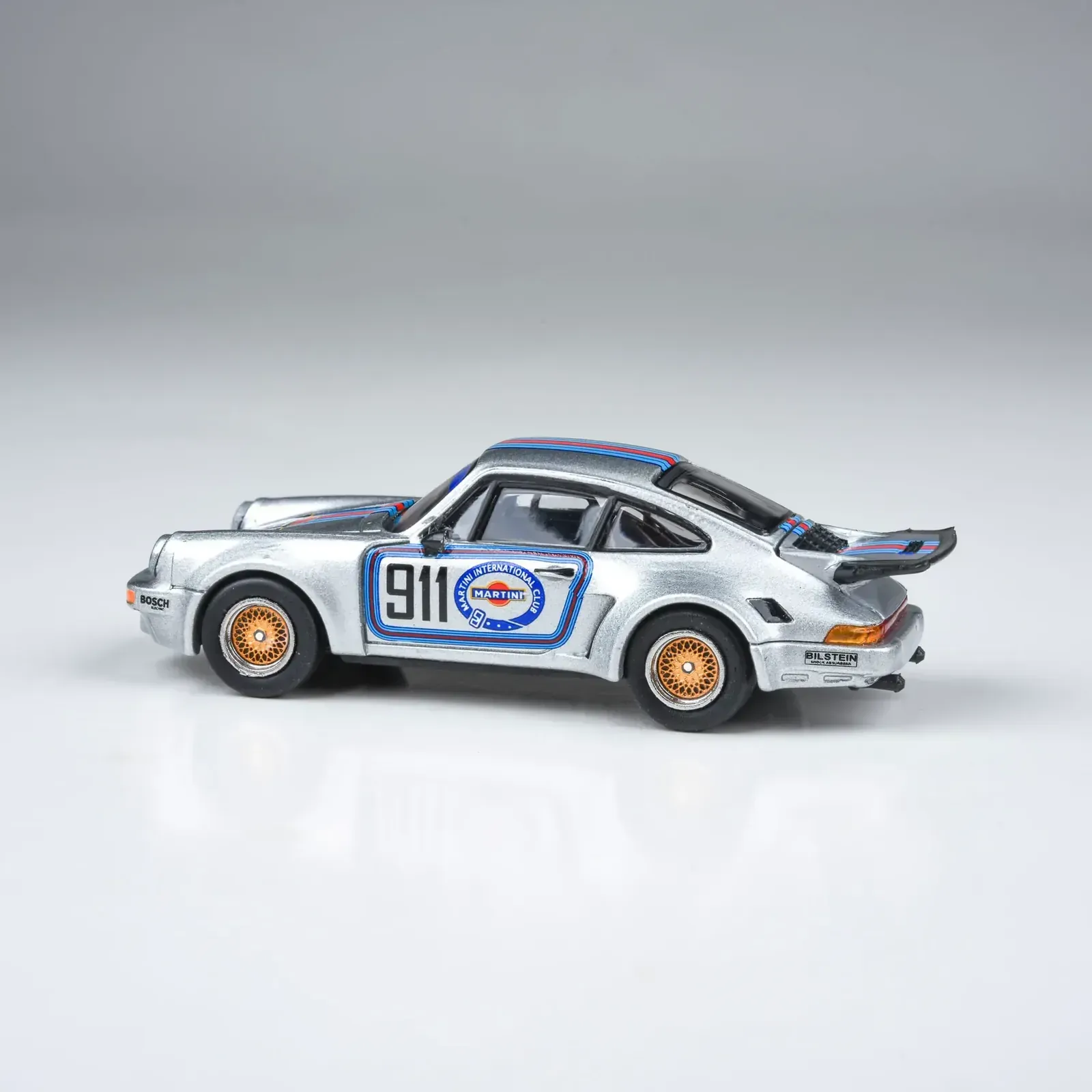 Para64 1/64 1974 Porsche 911 3.0 RSR Martini LHD - Image 3