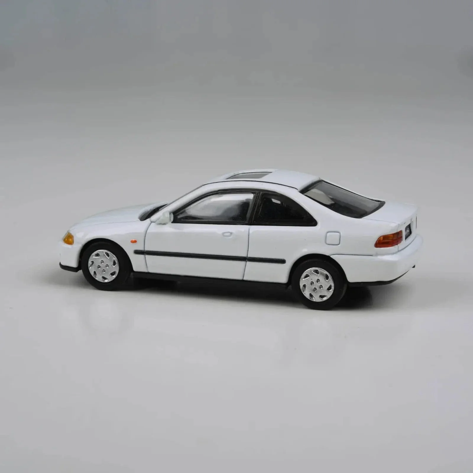 Para64 1/64 95 Honda Civic Coupe EJ1 White RHD Diecast Model Car - Image 4
