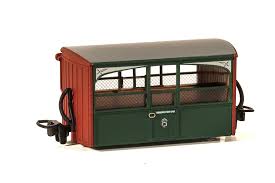 Peco GR-561 Scale Wagon FR Bug Box Coach Zoo Car Early Preservation Livery