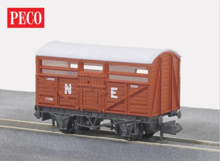 Peco NR45E N Cattle Truck NE Brown