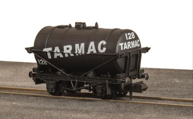 Peco NRP182 N Tarmac Tank Wagon