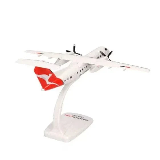 PPC 1/100 QantasLink Dash 8-300 Diecast Model - Image 4