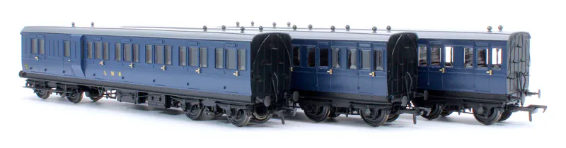 Rapido OO Scale 48 LMR Evolution Bogie Coach Non-Corridor Carriage No.5314, No.5315 & No.5316 3-Pack [978033] - Image 3