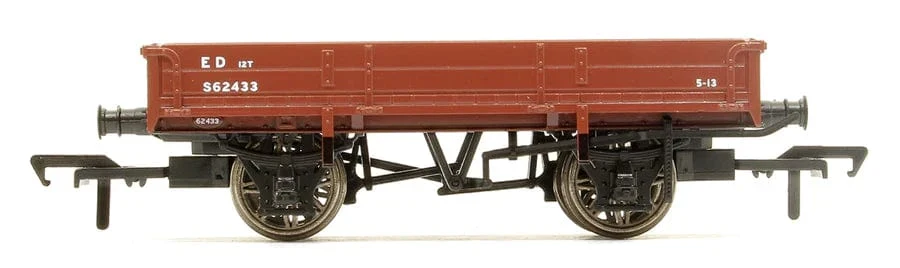 Rapido Trains UK 928010 SECR Dia. 1744 2 Plank No. S62433, SR Red Oxide With Br(S) Number - Image 2