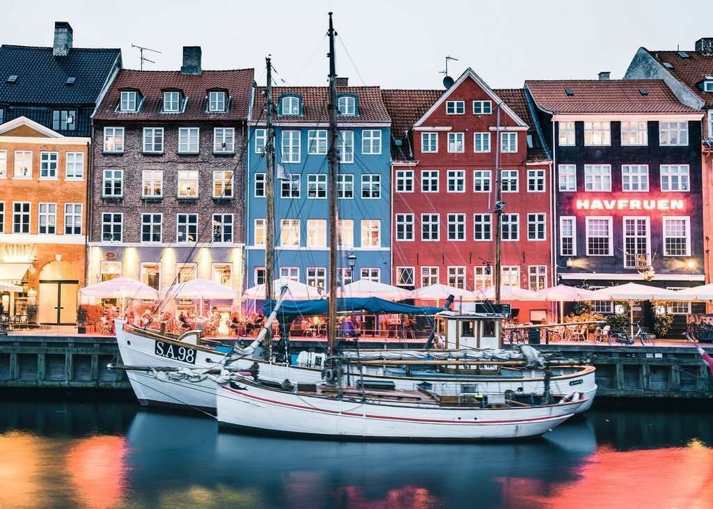 Ravensburger Copenhagen Denmark 1000pc Puzzle - Image 2