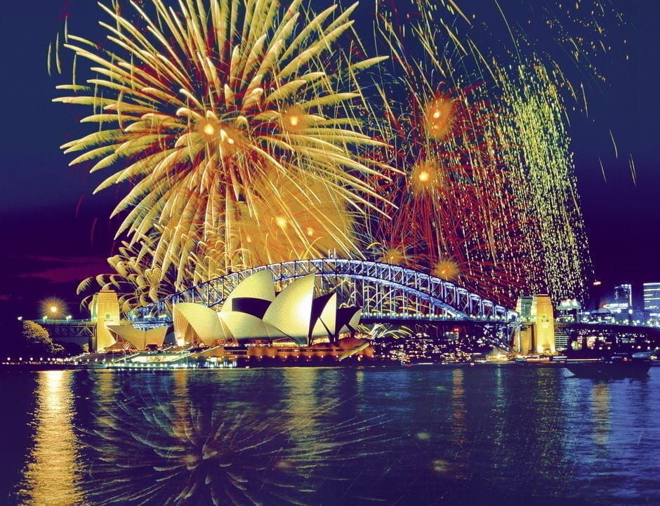 Ravensburger Fireworks Over Sydney Australia 1000pc Puzzle - Image 2