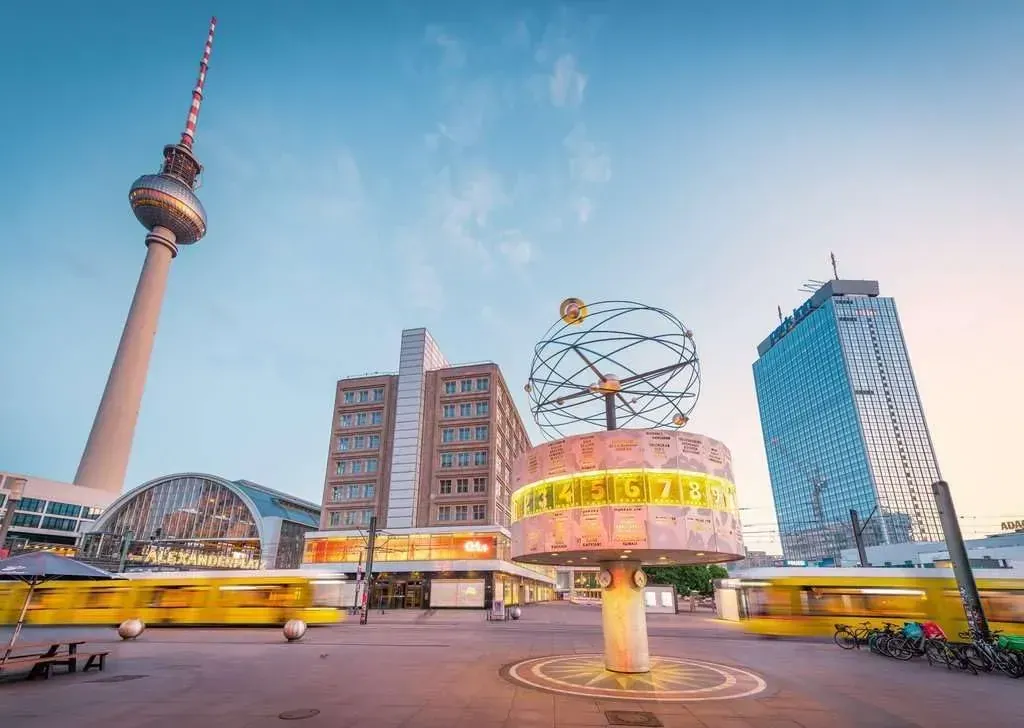Ravensburger Good Morning Berlin 1000pc Puzzle - Image 2