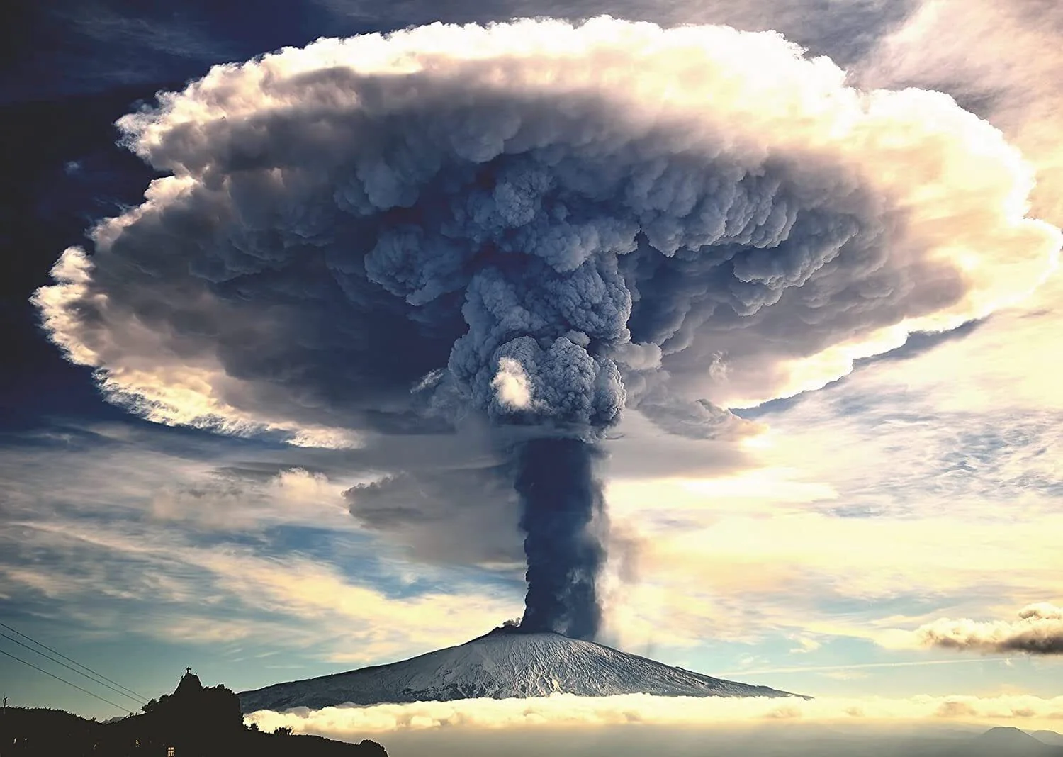 Ravensburger Mount Etna Volcano 1000pc Puzzle - Image 2