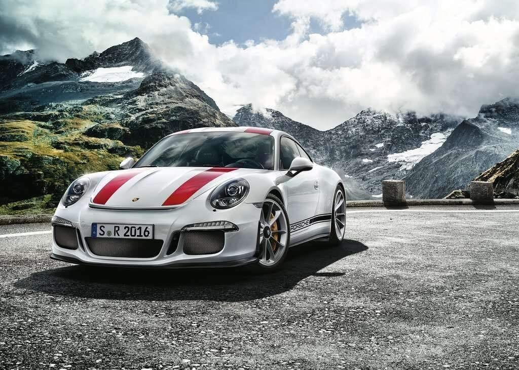 Ravensburger Porsche 911R 1000pc Puzzle - Image 2
