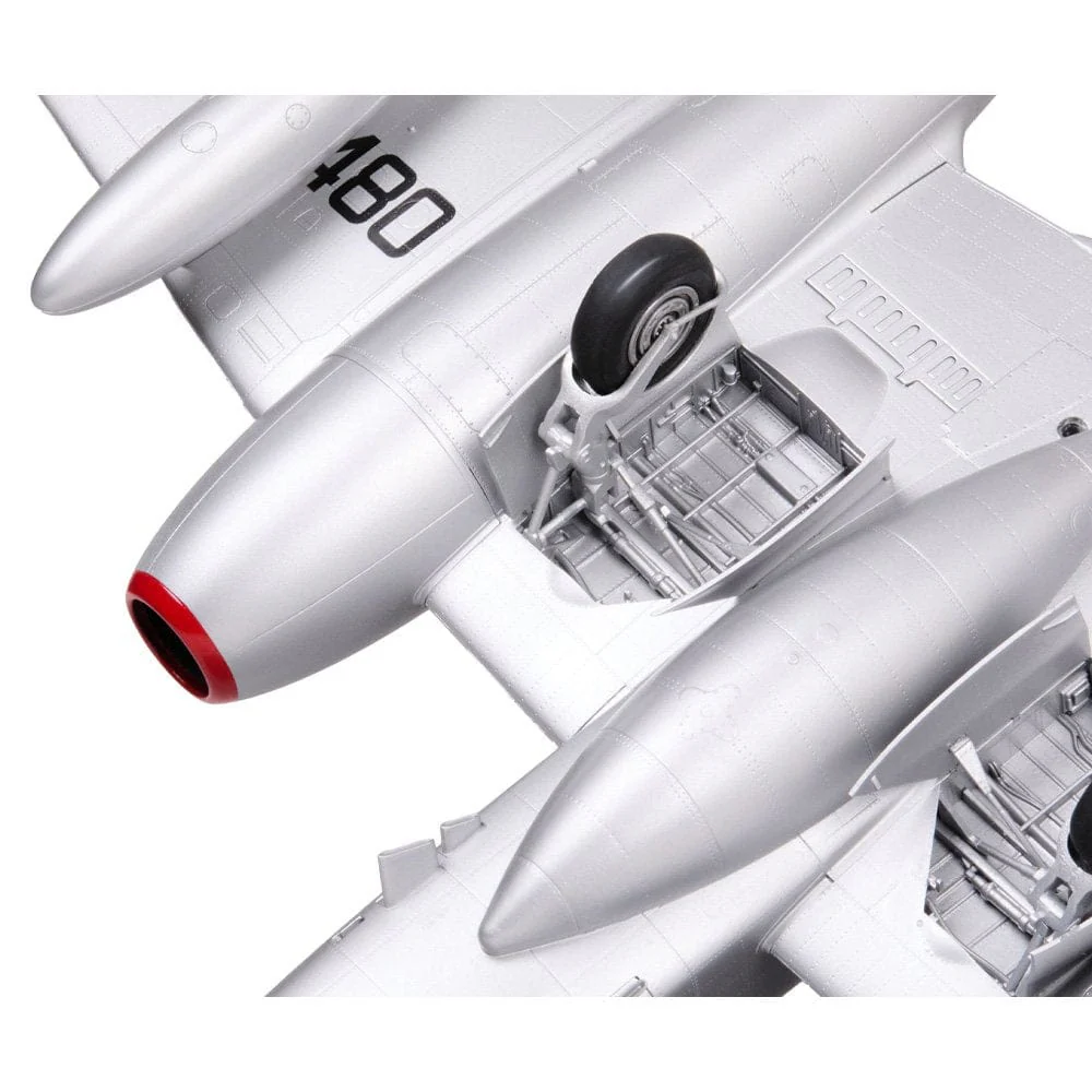 Revell 1/32 Gloster Meteor F.8/FR.9 - 1st Edition - Australian Decals Plastic Model Kit [03779] - Image 4