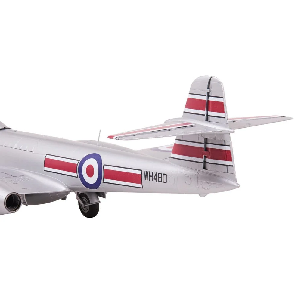 Revell 1/32 Gloster Meteor F.8/FR.9 - 1st Edition - Australian Decals Plastic Model Kit [03779] - Image 5
