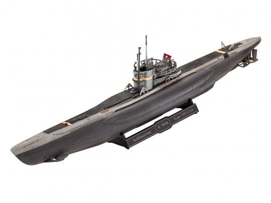 Revell 1/350 German Submarine Type VII C/41 Model Set