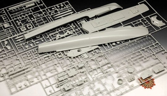 Revell 1/72 German Fast Attack Craft S-100 Class - Image 5