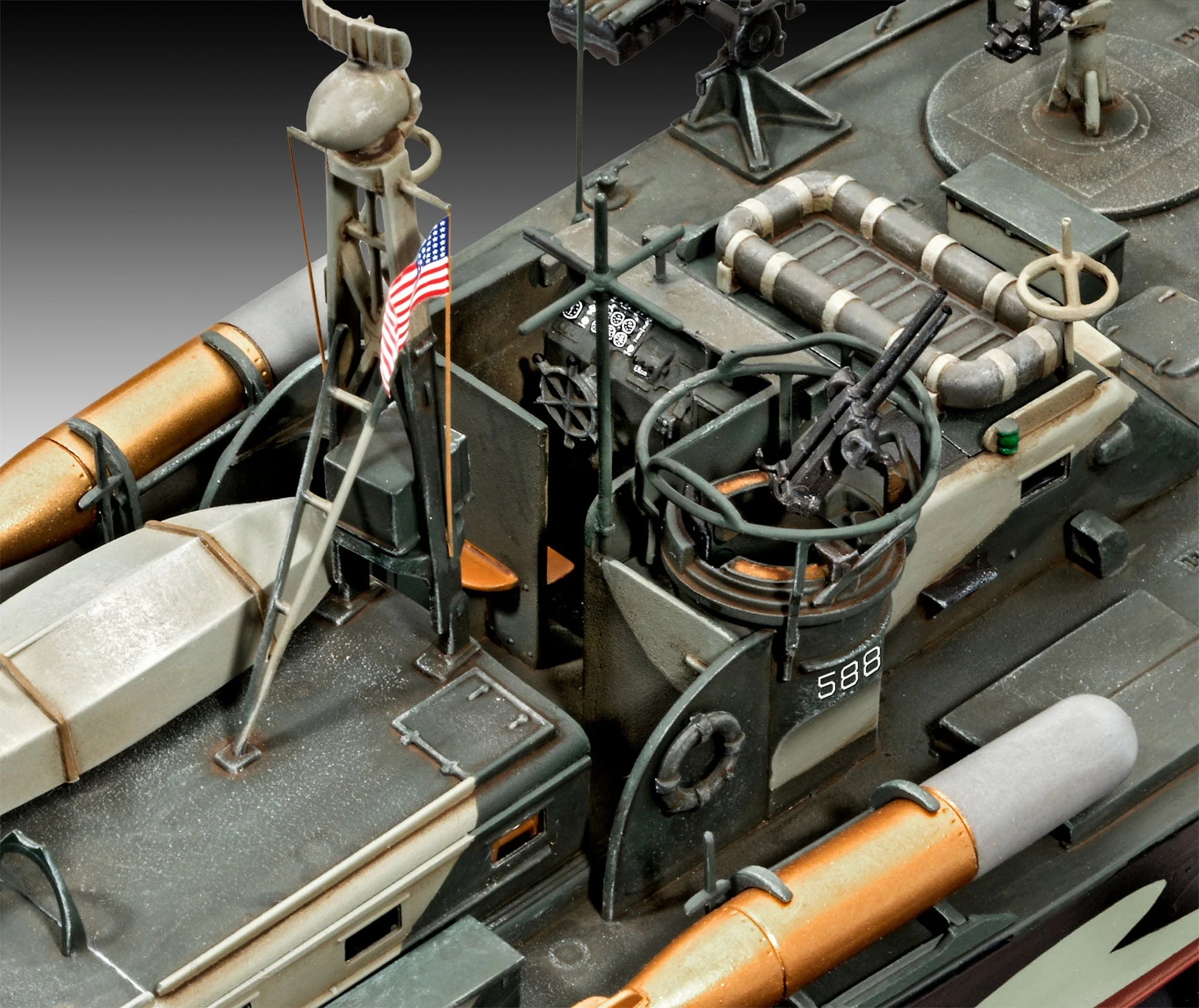 Revell 1/72 Patrol Torpedo Boat Pt-588/Pt-579 - Image 3