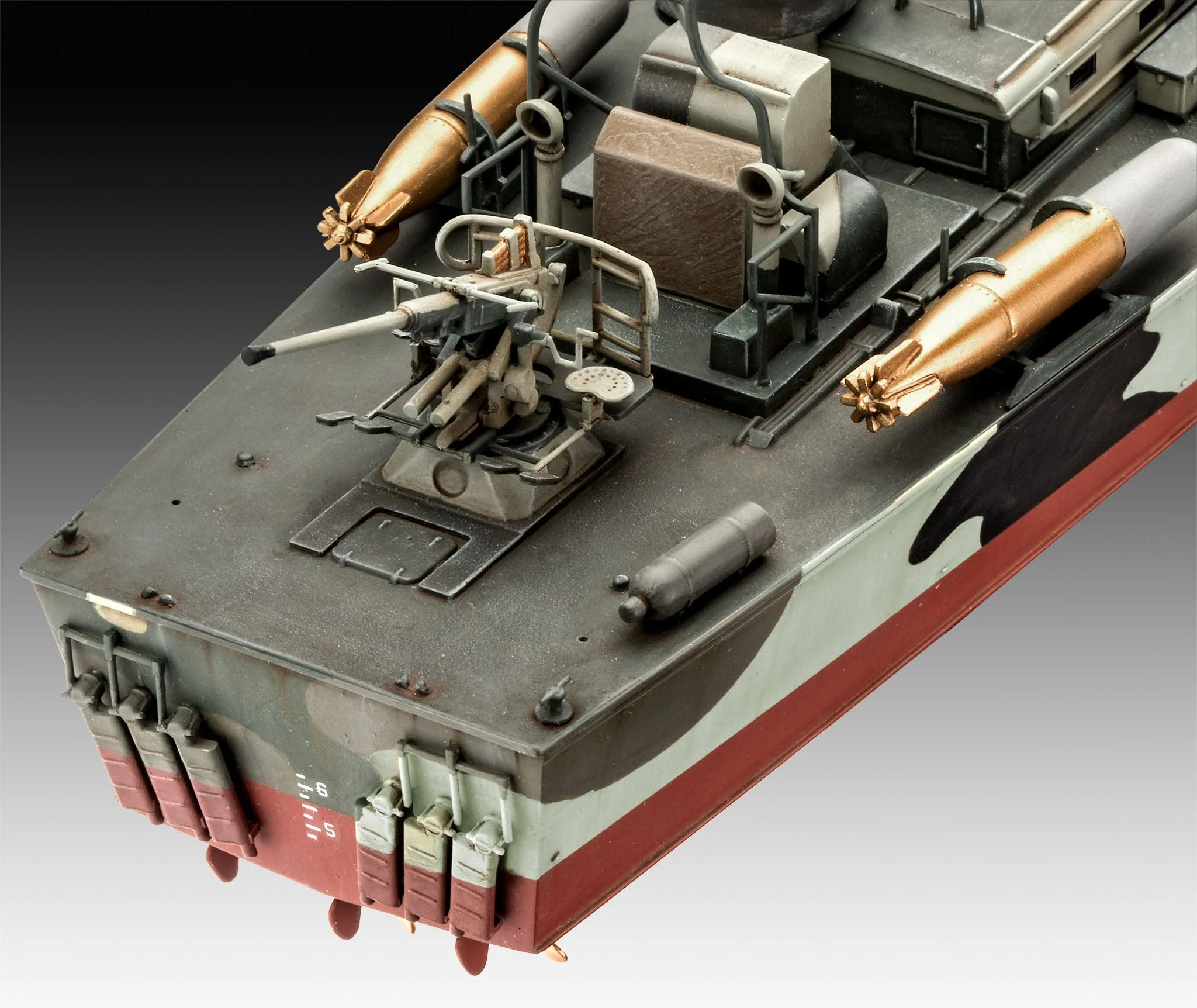 Revell 1/72 Patrol Torpedo Boat Pt-588/Pt-579 - Image 4