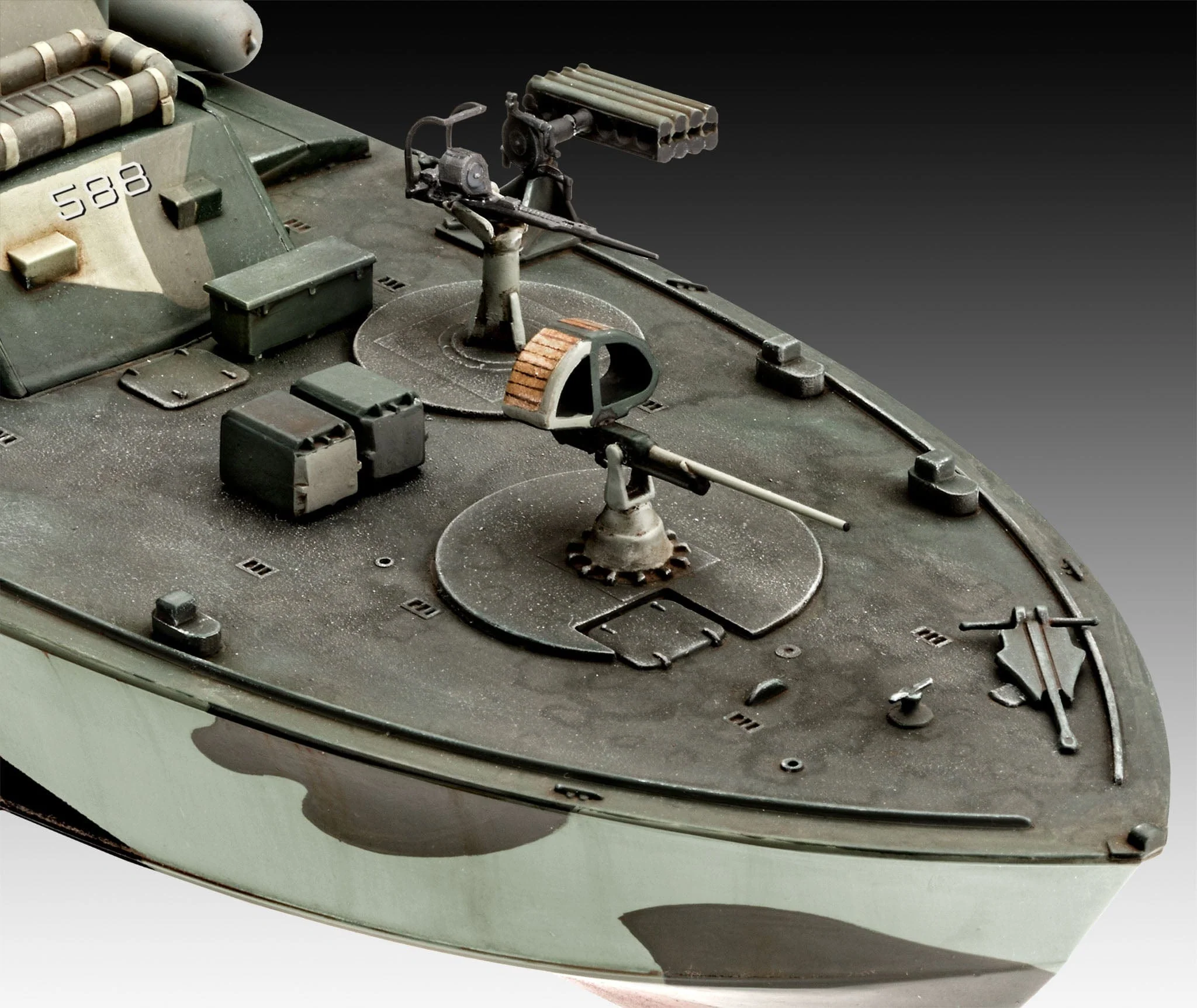 Revell 1/72 Patrol Torpedo Boat Pt-588/Pt-579 - Image 5