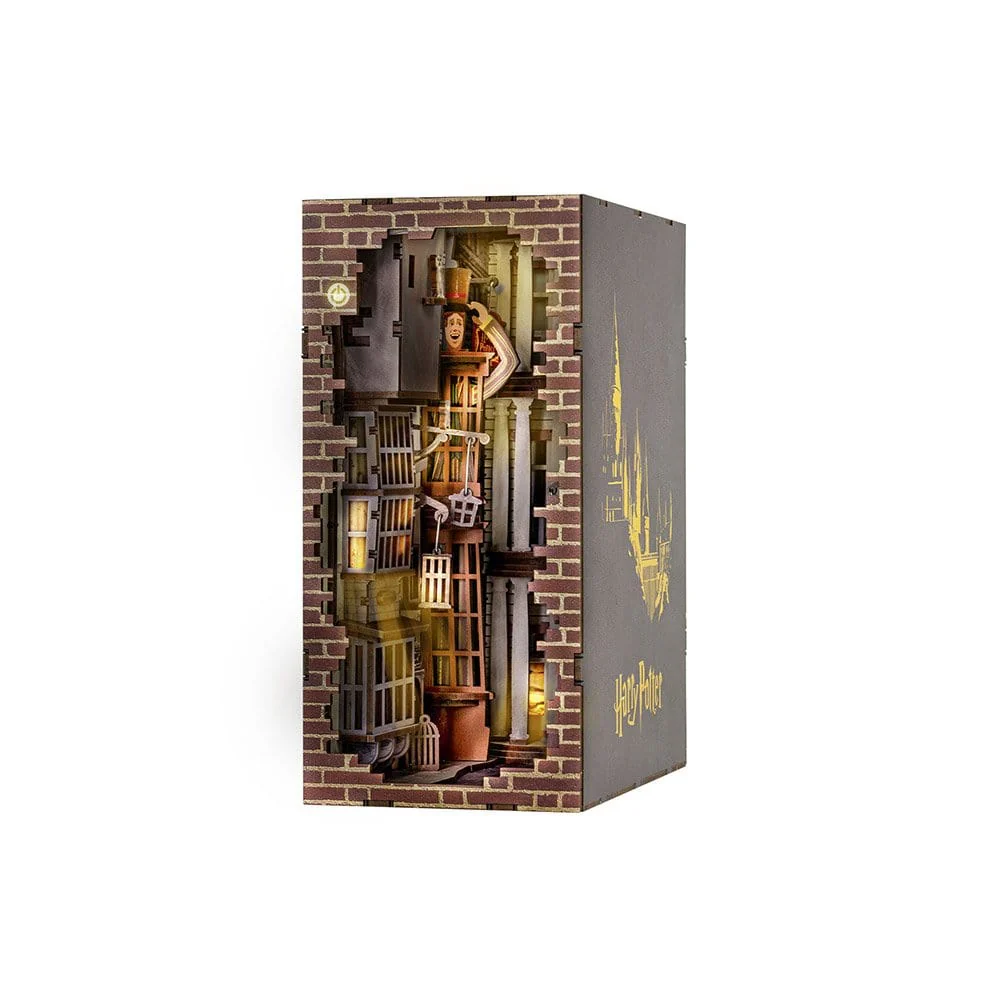 Revell Book Nook - Harry Potter Diagon Alley Kit - Image 2
