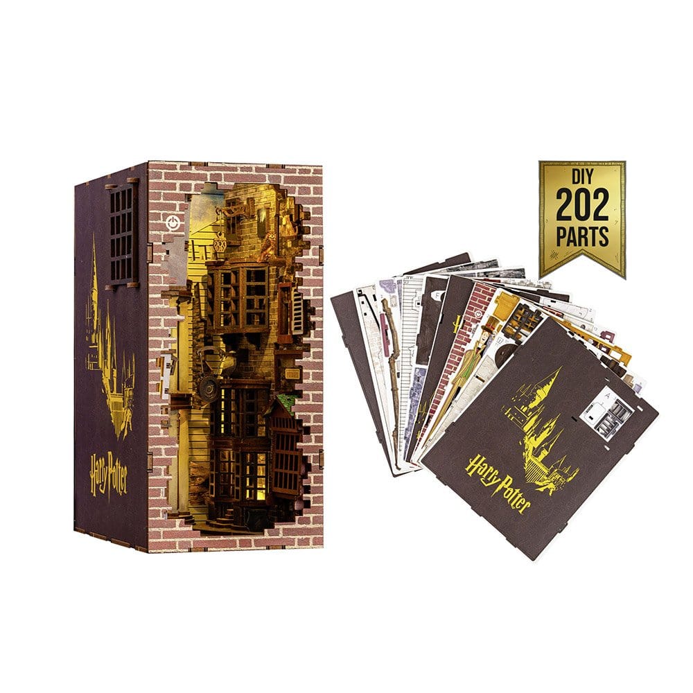 Revell Book Nook - Harry Potter Diagon Alley Kit - Image 5